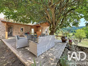 Maison de campagne à Ambert (63600)
