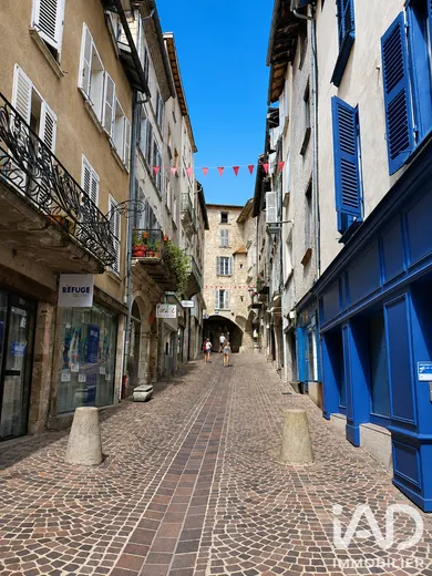 Immeuble à Villefranche-de-Rouergue (12200)