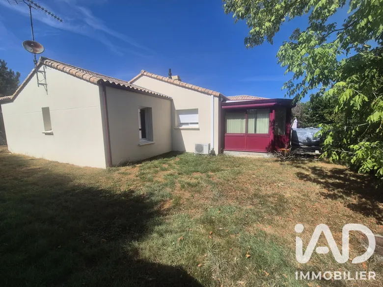 Maison 5 pièces 127 m² · à Saint-Julien-des-Landes · 127 m² · 279 000 €