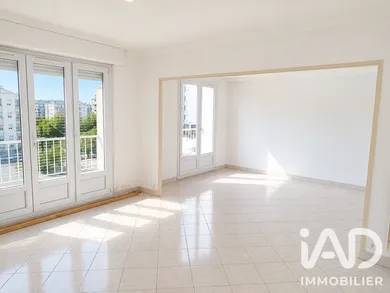 Apartment in Rennes (35200)