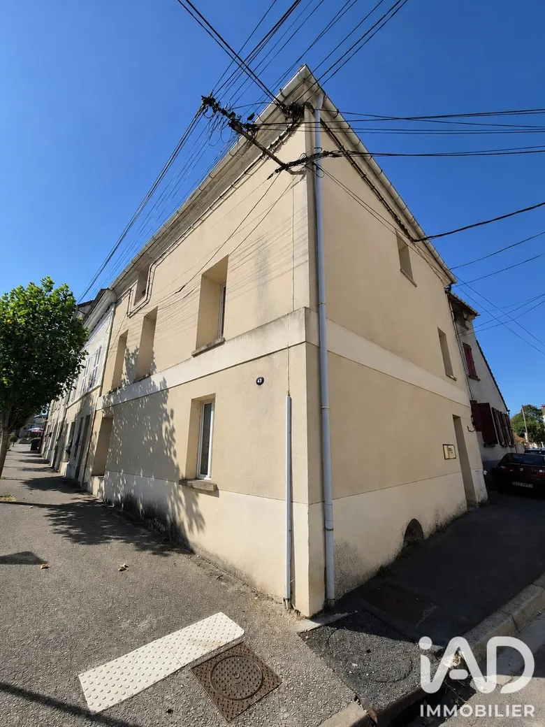 Maison 6 pièces 156 m² · à La Ferté-sous-Jouarre · 156 m² · 90 000 €