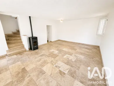 Maison de village à Pierrevert (04860)