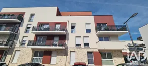 Apartment in Pontault-Combault (77340)