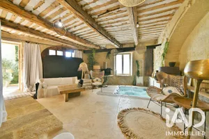 Village house in Uzès (30700)