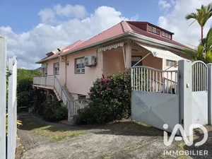 Gîte à Sainte-Anne (97227)