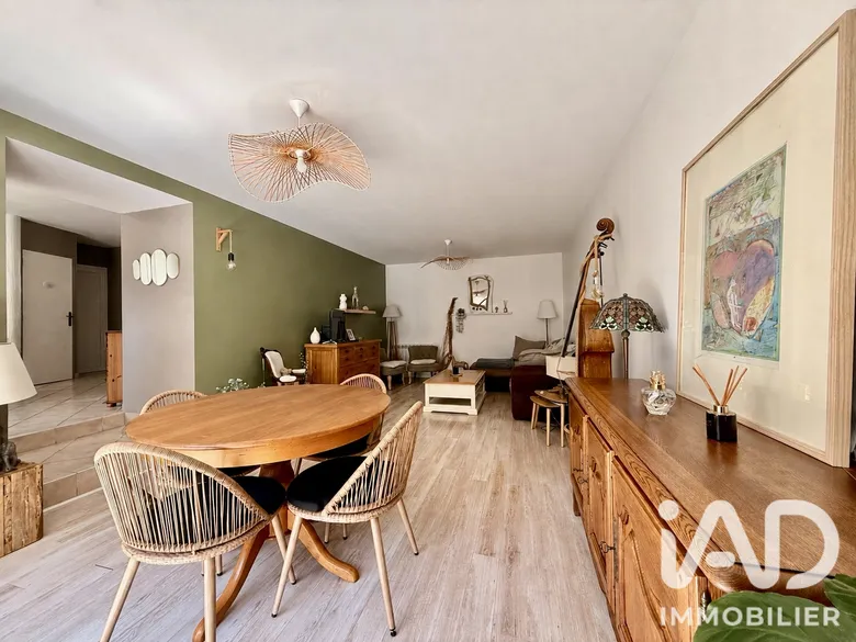 Maison 7 pièces 164 m² · à Brasles · 164 m² · 256 000 €