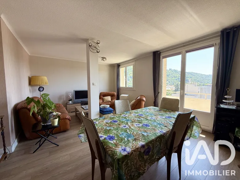 Appartement 3 pièces 64 m² · à Vienne · 63,6 m² · 800 €