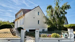 Maison traditionnelle à Morigny-Champigny (91150)