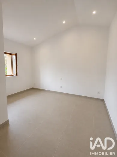 Appartement à Pélissanne (13330)
