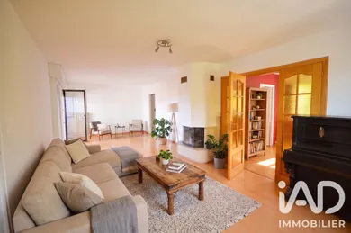 Apartment in Gex (01170)