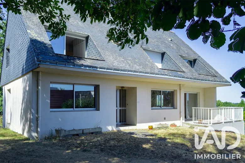 Maison 8 pièces 155 m² · à Campbon · 155 m² · 308 500 €