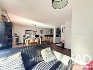 Detached house in Erre (59171)
