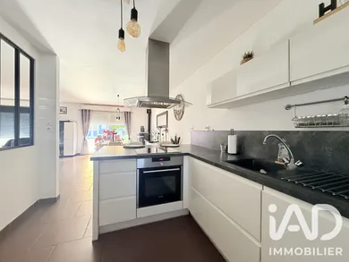 Detached house in Erre (59171)