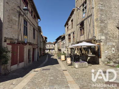 Demeure à Parthenay (79200)