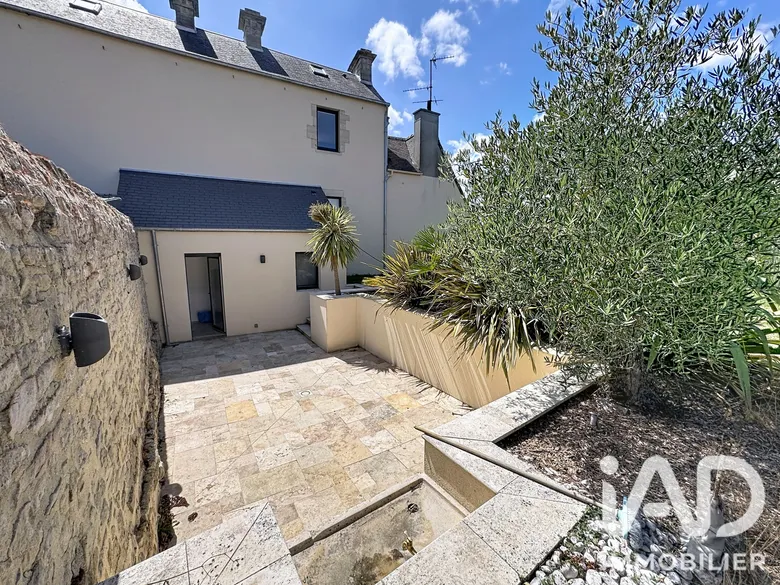 Maison 6 pièces 147 m² · à Saint-Martin-des-Entrées · 147 m² · 519 000 €