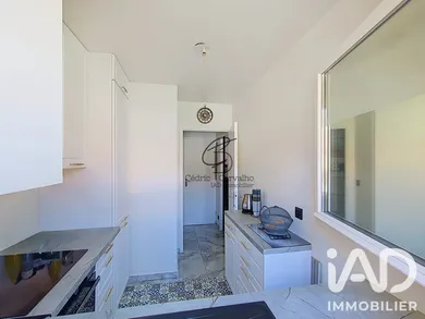 Duplex à Roissy-en-Brie (77680)