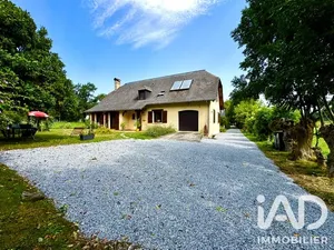 Village house in Bruges-Capbis-Mifaget (64800)