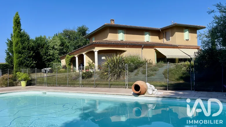 Maison 8 pièces 280 m² · à La Réole · 280 m² · 632 000 €