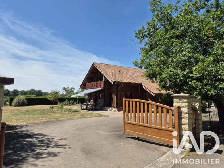Maison 9 pièces 172 m² · à Maisonnais-sur-Tardoire · 172 m² · 199 990 €