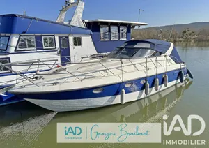 Barge in Verneuil-sur-Seine (78480)