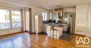 Apartment in Villeneuve-la-Garenne (92390)