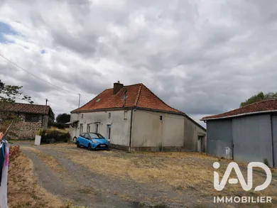 Park home in Moncoutant (79320)