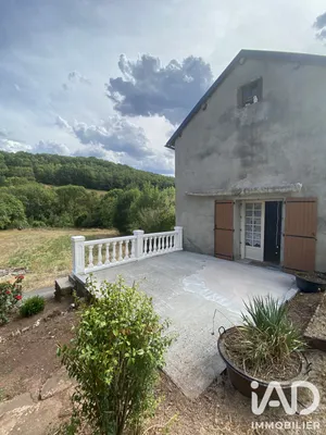 Park home in Laval-Roquecezière (12380)