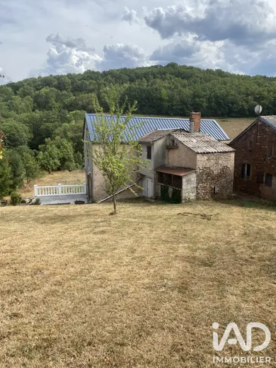 Park home in Laval-Roquecezière (12380)