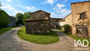 Maison de campagne à Mont-Roc (81120)