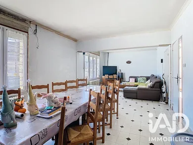 House in Barbonne-Fayel (51120)
