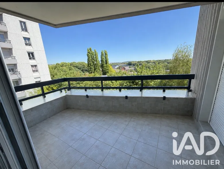 Appartement 3 pièces 68 m² · à Charleville-Mézières · 67,6 m² · 39 000 €