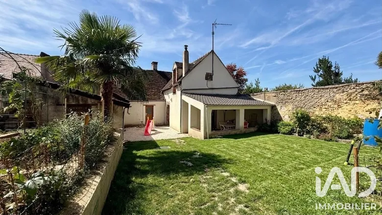 Maison 5 pièces 125 m² · à Thorigny-sur-Oreuse · 125 m² · 165 000 €
