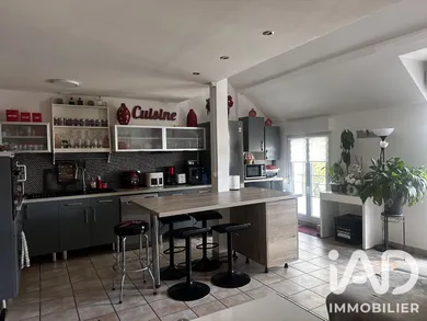 Duplex à Le Châtelet-en-Brie (77820)