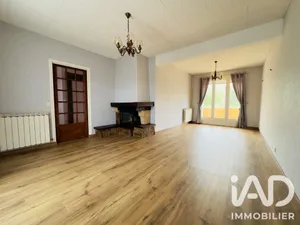 House in Pelves (62118)