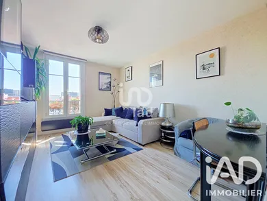 Apartment in Vitry-sur-Seine (94400)