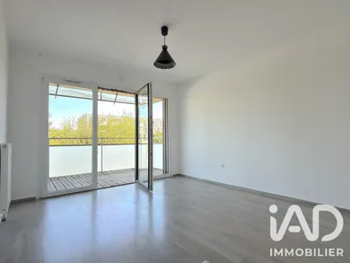 Studio à Neuville-en-Ferrain (59960)