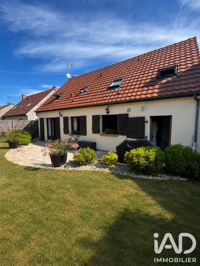 Detached house in Dammartin-en-Goële (77230)