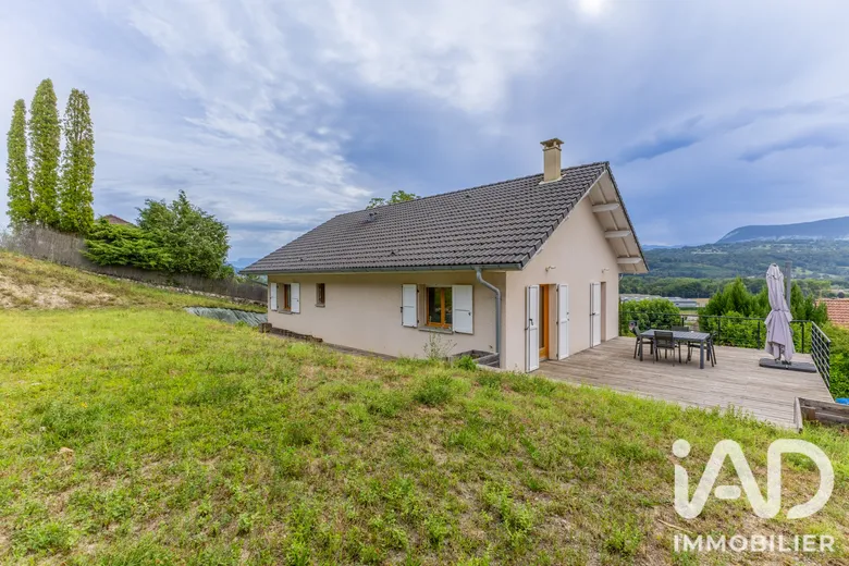 Maison 4 pièces 112 m² · à Entrelacs · 112 m² · 470 000 €