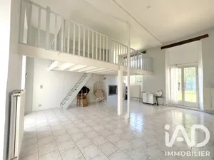 Maison traditionnelle à Buthiers (77760)