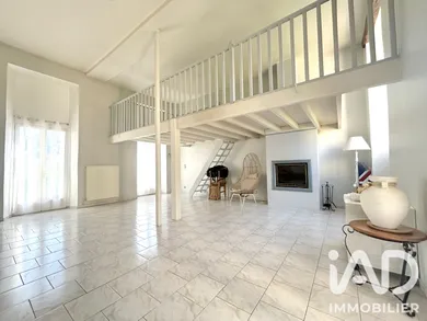 Maison traditionnelle à Buthiers (77760)