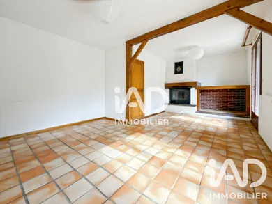 Maison traditionnelle à Étigny (89510)