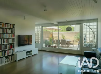 Apartment in Bordeaux (33000)