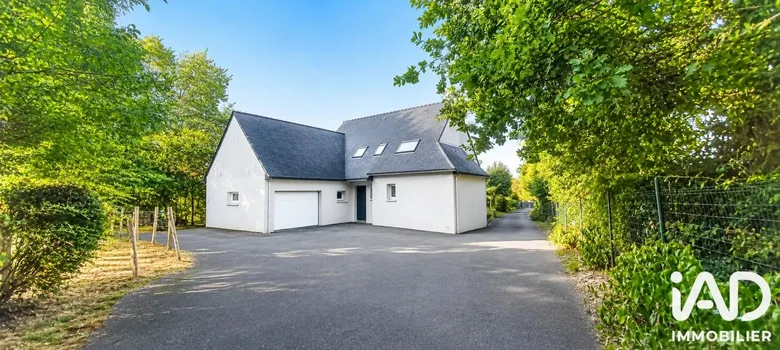 Maison 5 pièces 130 m² · à Pluvigner · 130 m² · 349 500 €