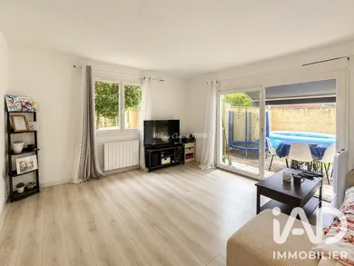 Apartment in Six-Fours-les-Plages (83140)