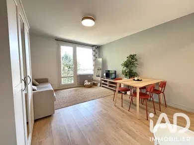 Appartement à Saint-Étienne (42100)