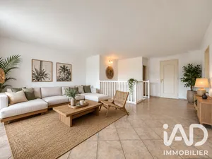 Apartment in Saint-Didier-au-Mont-d'Or (69370)