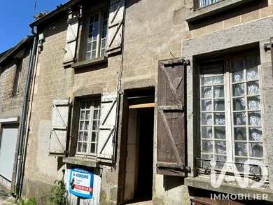 Maison de ville à Lassay-les-Châteaux (53110)