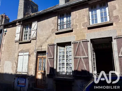 Maison de ville à Lassay-les-Châteaux (53110)