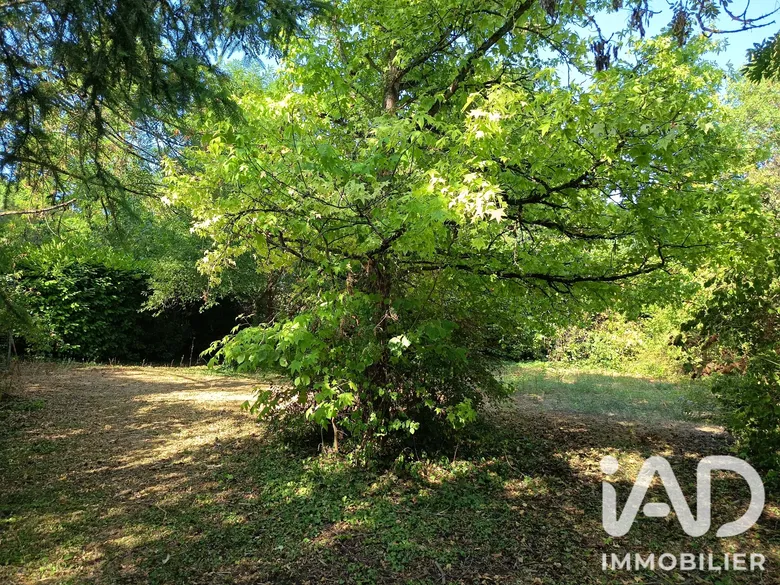 Terrain à bâtir à Doué-en-Anjou (49700) · 88 000 €