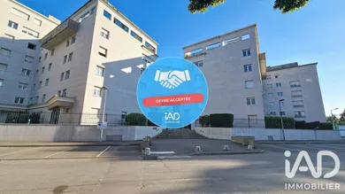 Apartment in Évry (91000)